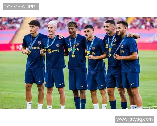 2017年度全球足球明星排行榜揭晓谁将成为足坛新宠与传奇并存 2017年度全球足球明星排行榜揭晓谁将成为足坛新宠与传奇并存