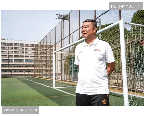 18岁夺冠足球明星的传奇之路与未来发展潜力探讨