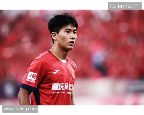 重庆足球队状态飙升引领最新TOP10榜单分析与展望 重庆足球队状态飙升引领最新TOP10榜单分析与展望