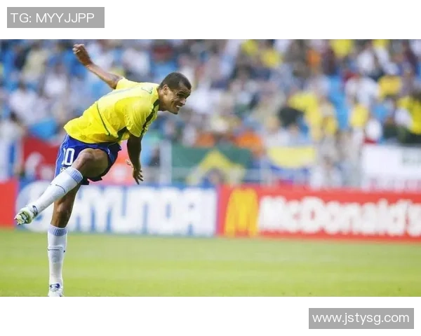 巴西足球明星龅牙仔的传奇故事与辉煌成就解析