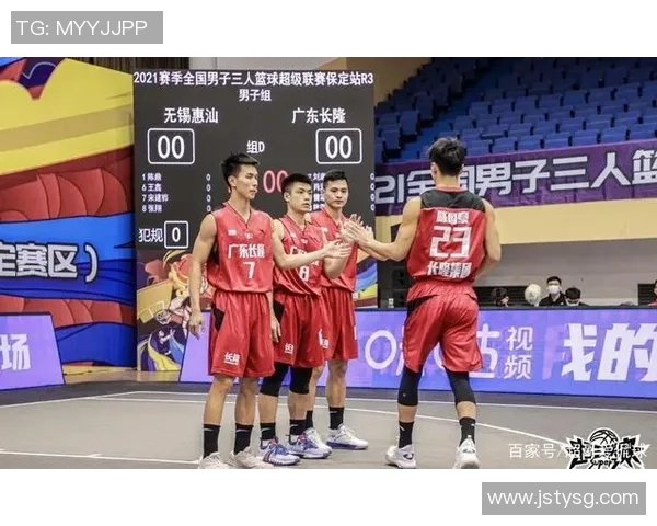 成都篮球队在联赛积分榜上以75分稳居第一位置展现强劲实力