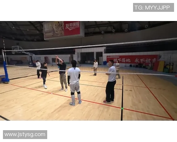 杭州排球队灵活性排名创新高展现团队实力与训练成果 杭州排球队灵活性排名创新高展现团队实力与训练成果